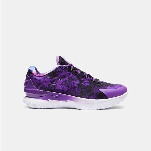 Under Armour Other - Curry 1 Low FloTro Basketball Shoes